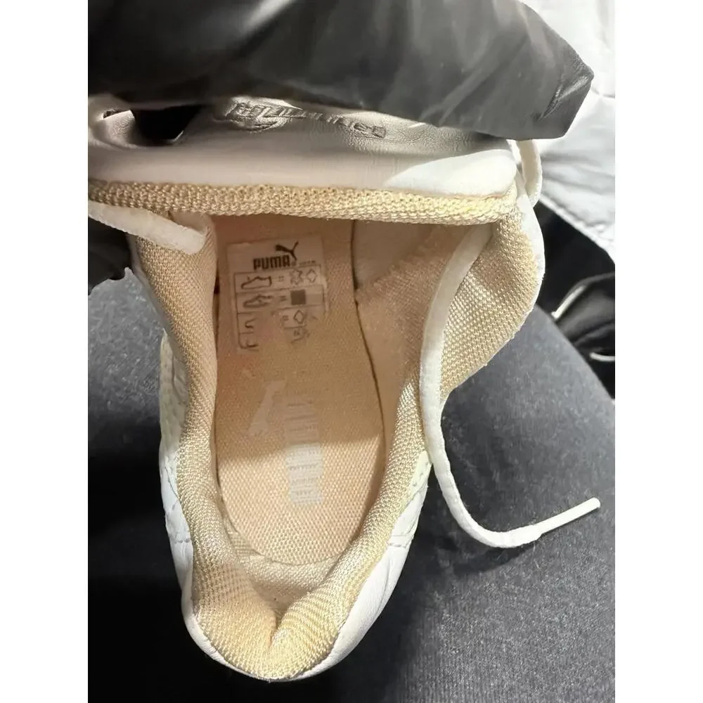 PUMA White Leather Sneakers Women US 6 EU 36‎ Gold Logo Lace Up